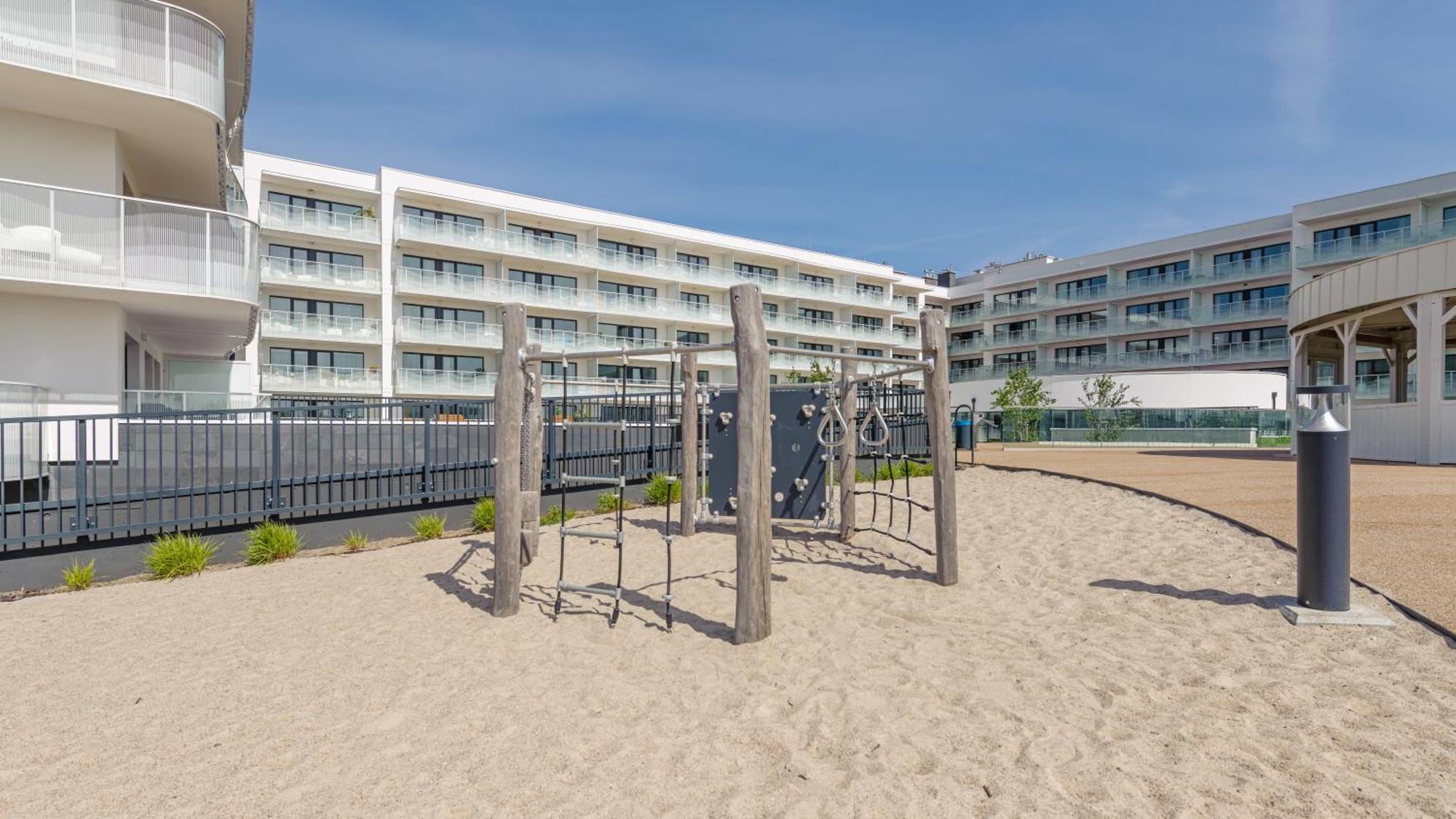 Apartamenty Z Basenem-Polanki Aqua - Holiday City Kolobrzeg Exterior photo