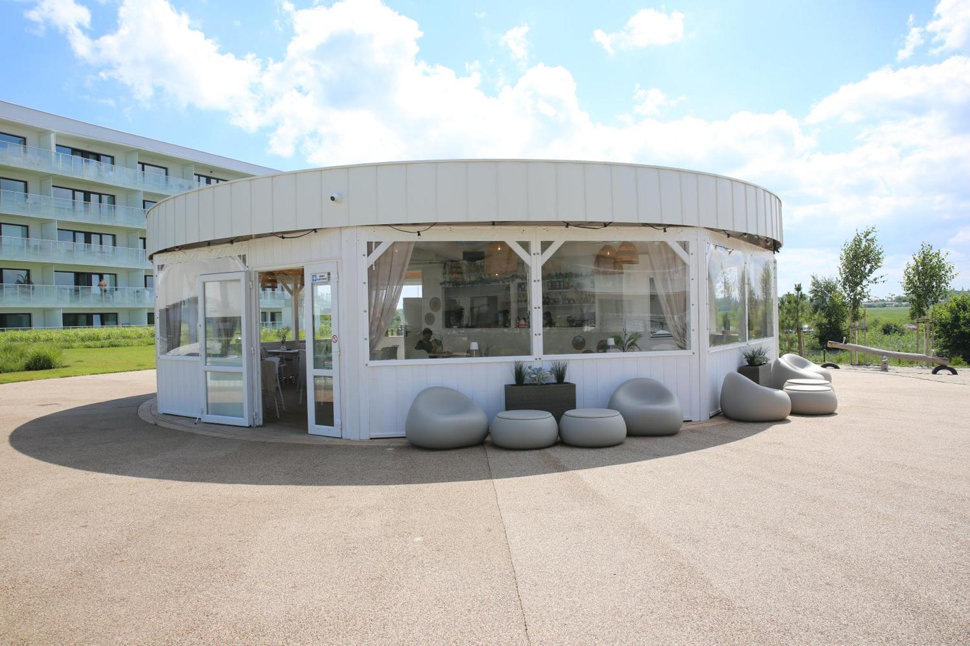 Apartamenty Z Basenem-Polanki Aqua - Holiday City Kolobrzeg Exterior photo